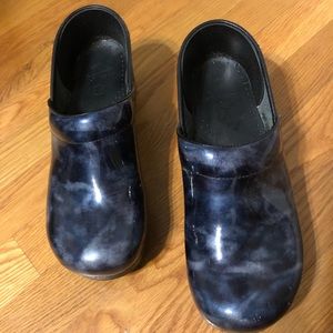 Dansko Clogs size 41 (US 10.5-11)